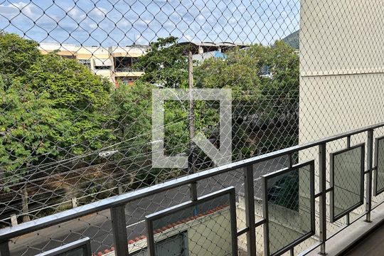 Varanda de apartamento à venda com 3 quartos, 75m² em Vila Valqueire, Rio de Janeiro