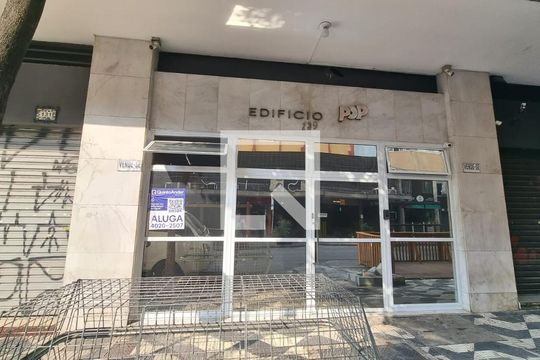 Apartamento à venda com 2 quartos, 54m² em República, São Paulo