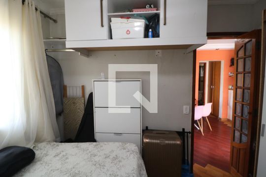 Quarto de apartamento à venda com 2 quartos, 43m² em Jardim Santa Teresinha, São Paulo