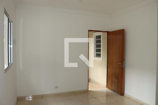 Sala de casa de condomínio para alugar com 3 quartos, 77m² em Jardim Nova Coimbra, Cotia