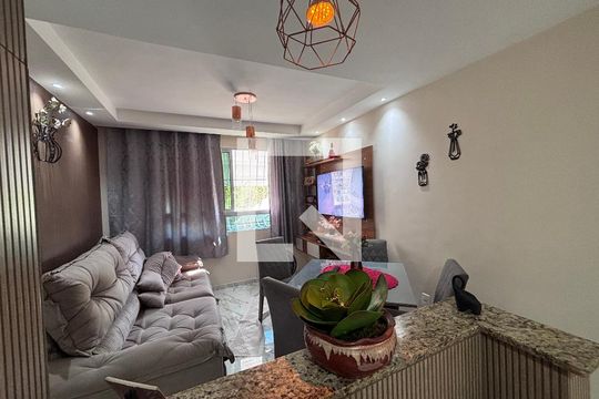 Sala de apartamento para alugar com 2 quartos, 43m² em Vargem Pequena, Rio de Janeiro