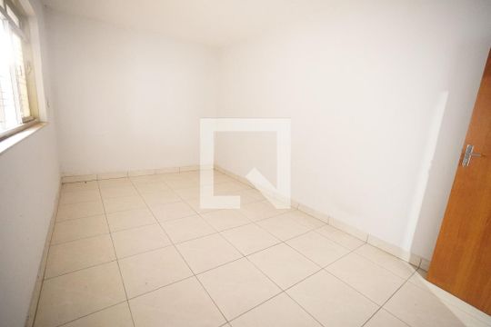 Casa à venda com 3 quartos, 160m² em Coimbra, Goiânia