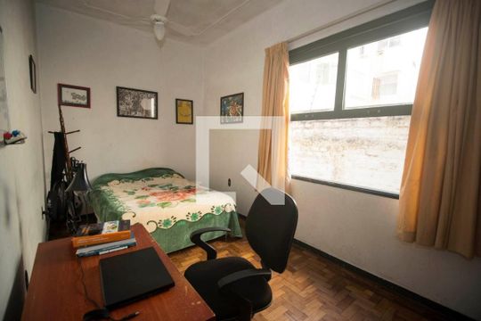 Quarto 2 de casa à venda com 3 quartos, 281m² em Petrópolis, Porto Alegre