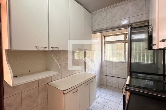 Apartamento para alugar com 3 quartos, 63m² em Vila Prel, São Paulo