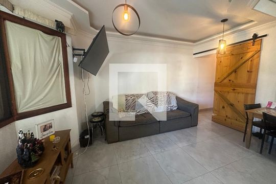 Sala de casa de condomínio à venda com 2 quartos, 71m² em Chácaras Marco, Barueri