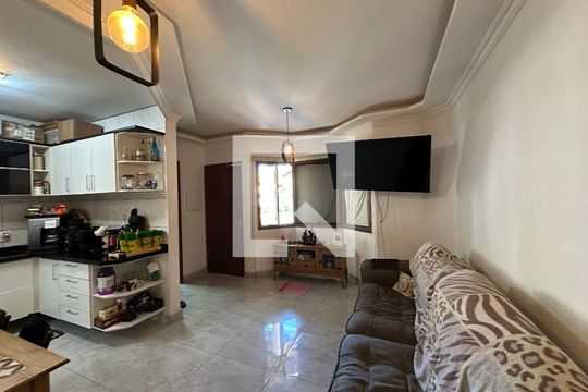 Sala de casa de condomínio à venda com 2 quartos, 71m² em Chácaras Marco, Barueri