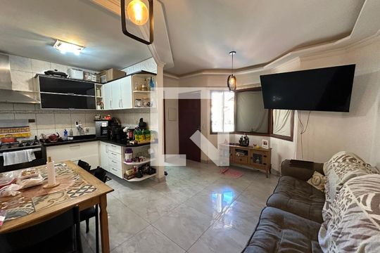 Sala de casa de condomínio à venda com 2 quartos, 71m² em Chácaras Marco, Barueri