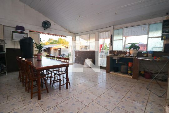 Varanda gourmet de casa à venda com 5 quartos, 220m² em Belém Velho, Porto Alegre