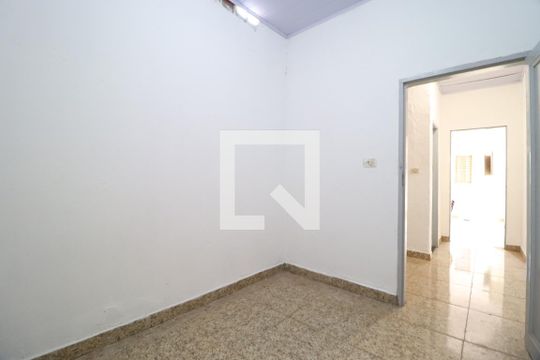 Quarto 1 de casa para alugar com 2 quartos, 60m² em Santa Mônica, Uberlândia