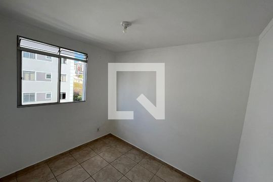 Quarto 1 de apartamento à venda com 2 quartos, 45m² em Camargos, Belo Horizonte