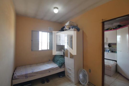 Quarto 1 de casa à venda com 4 quartos, 220m² em Parque Santa Cecilia, São Paulo