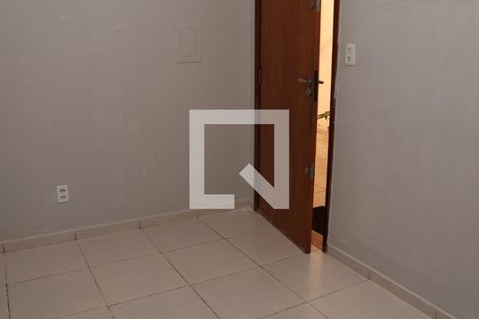 Apartamento à venda com 1 quarto, 37m² em Setor Negrão de Lima, Goiânia