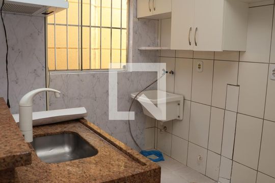 Cozinha - Torneira de apartamento para alugar com 1 quarto, 37m² em Setor Negrão de Lima, Goiânia