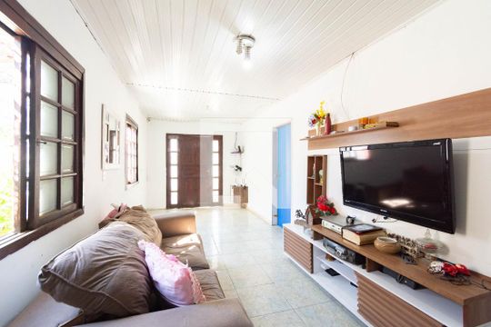 Casa para alugar com 2 quartos, 80m² em Vila Carlos Antonio Wilkens, Cachoeirinha