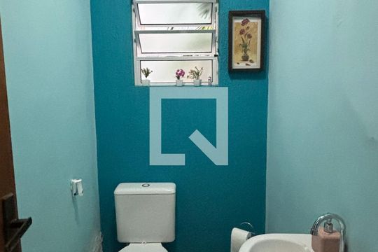 Lavabo de casa à venda com 3 quartos, 178m² em Parque Marajoara, Santo André