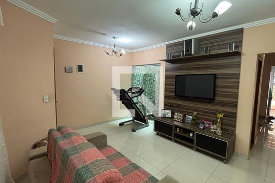 Sala de casa à venda com 3 quartos, 178m² em Parque Marajoara, Santo André