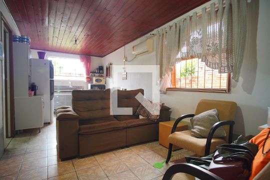 Casa à venda com 2 quartos, 77m² em Feitoria Seller, São Leopoldo