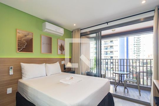 Quarto  de kitnet/studio à venda com 1 quarto, 26m² em Vila Regente Feijó, São Paulo