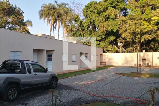 Casa de Condomínio para alugar com 2 quartos, 40m² em Jardim Imperial, Aparecida de Goiânia