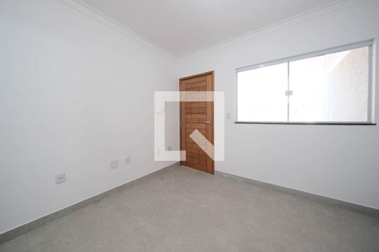 Casa à venda com 2 quartos, 99m² em Parque Boturussu, São Paulo