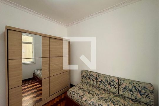 Quarto 1 de apartamento para alugar com 3 quartos, 90m² em Copacabana, Rio de Janeiro