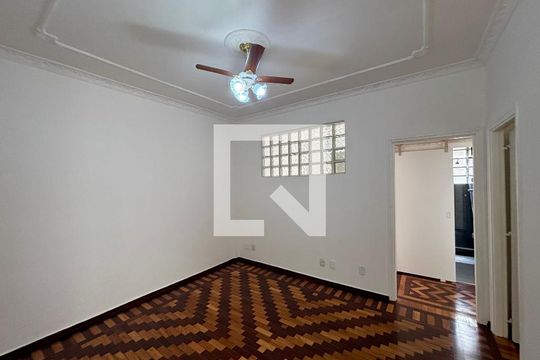Sala de apartamento para alugar com 3 quartos, 90m² em Copacabana, Rio de Janeiro