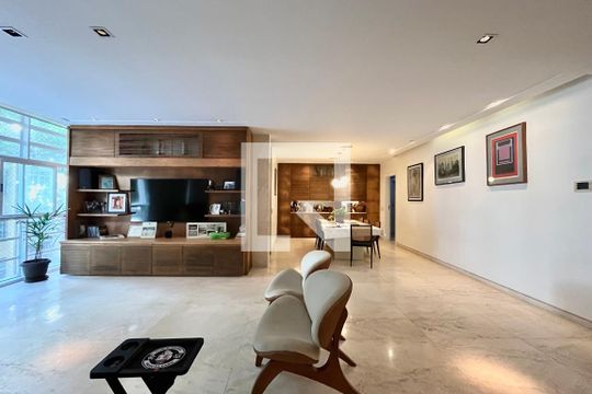 Sala  de apartamento à venda com 3 quartos, 190m² em Copacabana, Rio de Janeiro