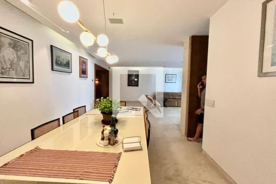 Sala de Jantar de apartamento à venda com 3 quartos, 190m² em Copacabana, Rio de Janeiro