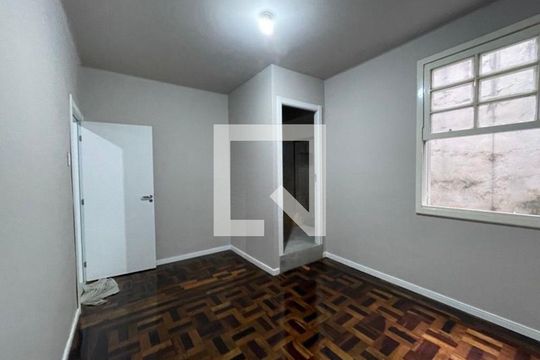 Quarto de apartamento para alugar com 1 quarto, 37m² em Bom Fim, Porto Alegre