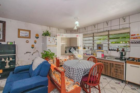 Sala e Cozinha Integrados de casa à venda com 2 quartos, 120m² em Santa Rosa de Lima, Porto Alegre