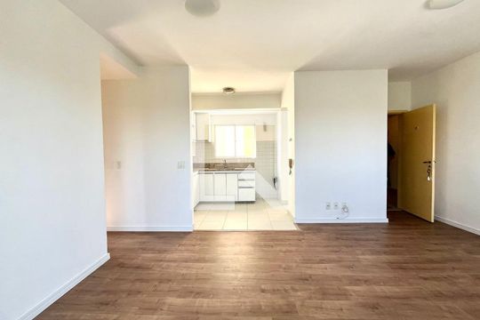 Sala de apartamento para alugar com 2 quartos, 69m² em Jardim Nova Europa, Campinas
