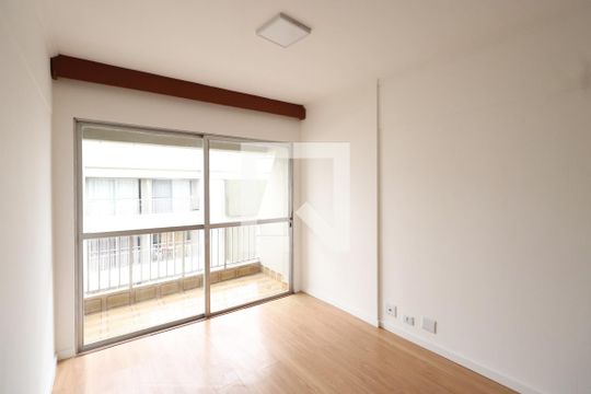 Sala de apartamento para alugar com 1 quarto, 90m² em Penha de França, São Paulo