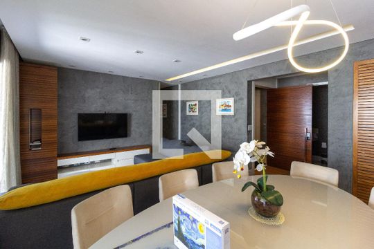 Apartamento à venda com 4 quartos, 150m² em Vila Augusta, Guarulhos
