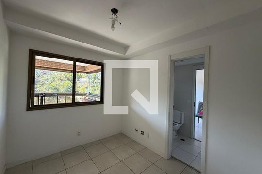 Suíte 1 de apartamento para alugar com 3 quartos, 94m² em Freguesia (jacarepaguá), Rio de Janeiro