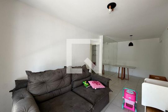 Sala de apartamento para alugar com 3 quartos, 94m² em Freguesia (jacarepaguá), Rio de Janeiro