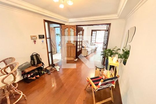 Sala de casa à venda com 3 quartos, 250m² em Jardim São Paulo, São Paulo