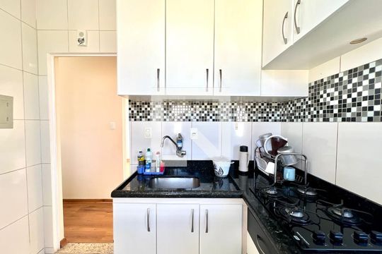 Apartamento à venda com 3 quartos, 65m² em Santa Monica, Belo Horizonte