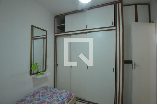 Quarto 2 de apartamento para alugar com 2 quartos, 65m² em Marechal Hermes, Rio de Janeiro