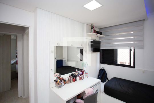 Quarto 1 de apartamento à venda com 3 quartos, 65m² em Jardim Melo, Diadema