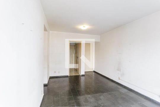 Sala de apartamento para alugar com 2 quartos, 74m² em Vila Olímpia, São Paulo