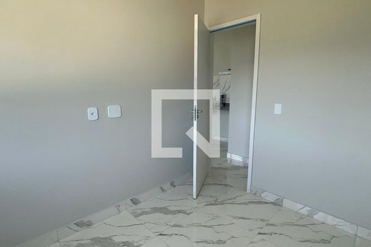 Quarto de apartamento para alugar com 1 quarto, 39m² em Recreio dos Bandeirantes, Rio de Janeiro