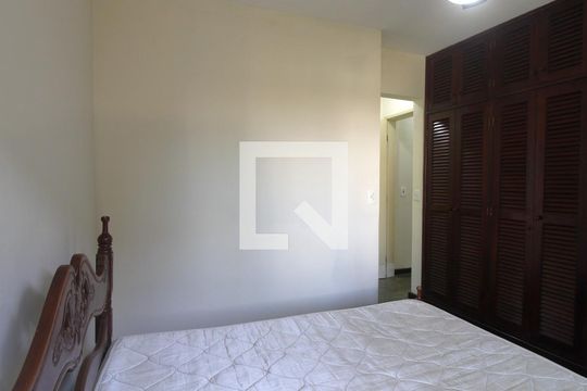 Casa de Condomínio para alugar com 2 quartos, 75m² em Parque Burle, Cabo Frio