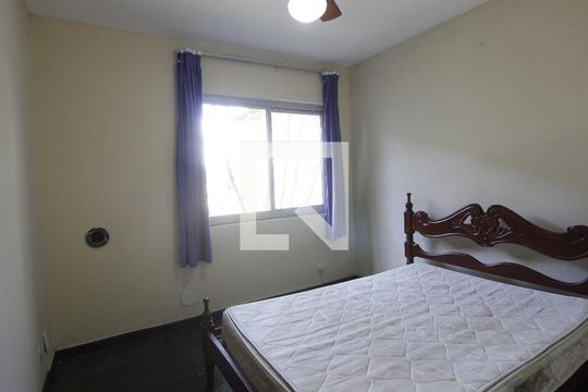 Casa de Condomínio para alugar com 2 quartos, 75m² em Parque Burle, Cabo Frio