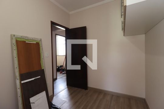 Quarto de apartamento à venda com 2 quartos, 98m² em Jardim Santo Antônio, Santo André