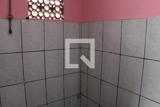 Banheiro de apartamento para alugar com 1 quarto, 40m² em Confidencia, Nova Iguaçu
