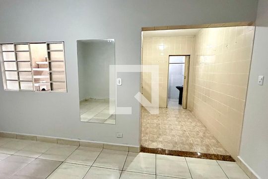 Casa para alugar com 1 quarto, 60m² em Parque Continental I, Guarulhos
