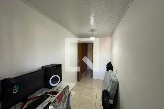Quarto de casa à venda com 4 quartos, 80m² em Vila Nova, Novo Hamburgo