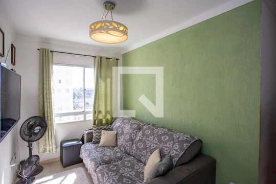 Apartamento para alugar com 2 quartos, 46m² em Canhema, Diadema