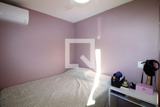 Quarto 1 de apartamento à venda com 2 quartos, 50m² em Irajá, Rio de Janeiro