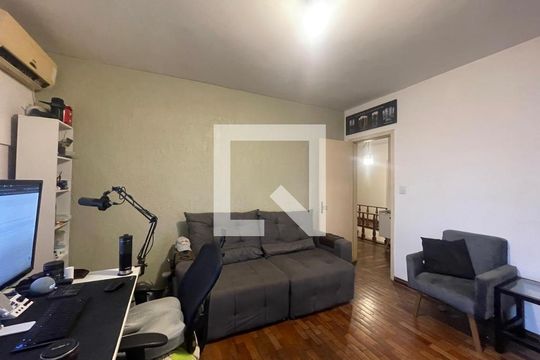 Casa à venda com 3 quartos, 185m² em Guarani, Novo Hamburgo